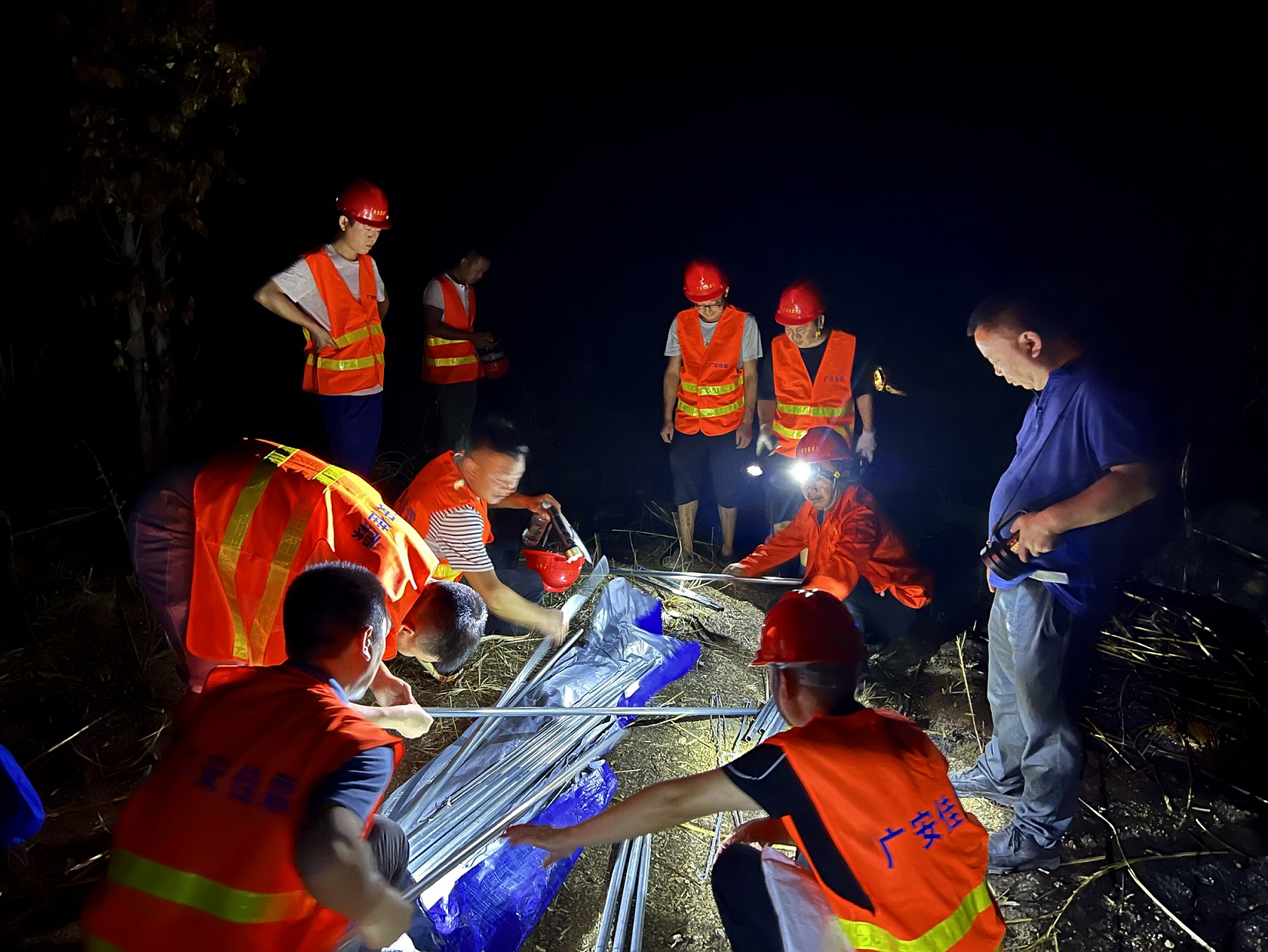 5c48b26072ee0934712d5e46cf820a9.jpg 5c48b26072ee0934712d5e46cf820a9.jpg